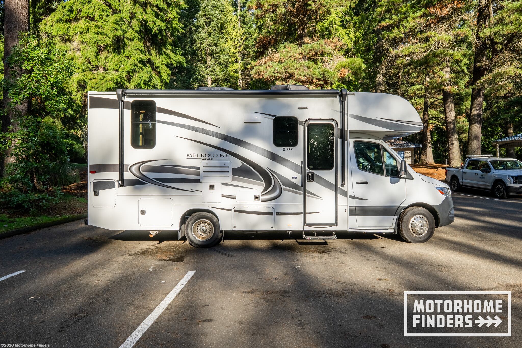 Used 2021  Jayco Melbourne 24K by Jayco from Motorhome Finders in Shoreline, WA