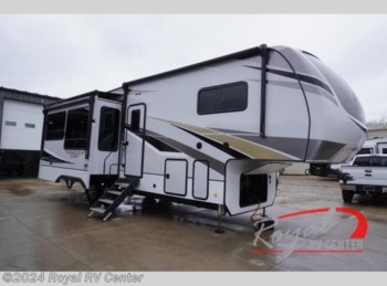 Used 2022 Keystone Montana 3855BR available in Middlebury, Indiana