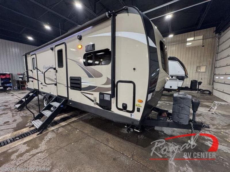 Used 2019 Forest River Flagstaff Super Lite 26FKBS available in Middlebury, Indiana