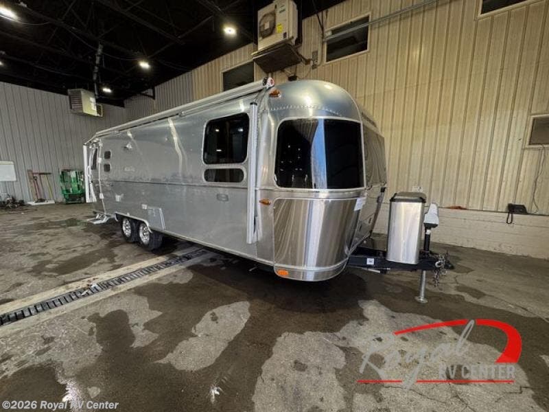 Used 2019 Airstream Globetrotter 27FB available in Middlebury, Indiana