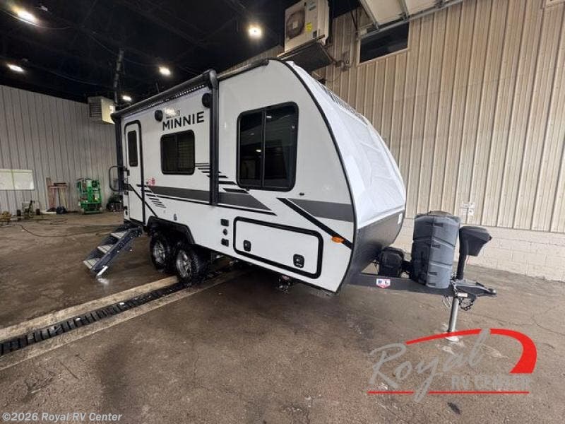 Used 2022  Winnebago Micro Minnie 1708FB by Winnebago from Royal RV Center in Middlebury, IN