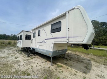Used 2000 National RV Sea Breeze Fifth Wheel available in Longs - North Myrtle Beach, South Carolina