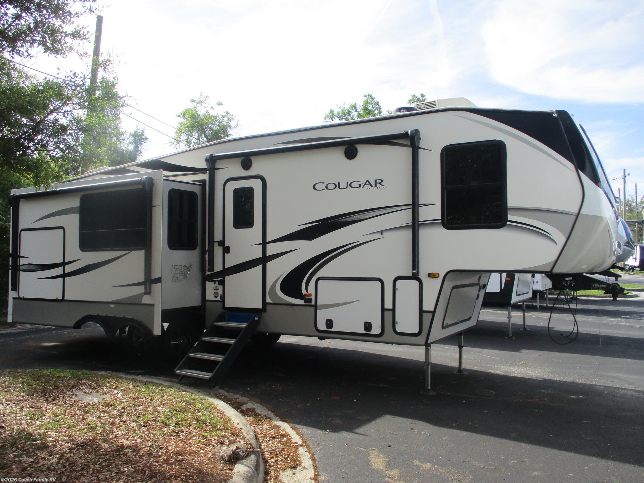 Used 2021 Keystone Cougar 302RLS available in Cross City, Florida