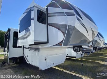 New 2023 Grand Design Solitude 346FLS R available in Burns Harbor, Indiana