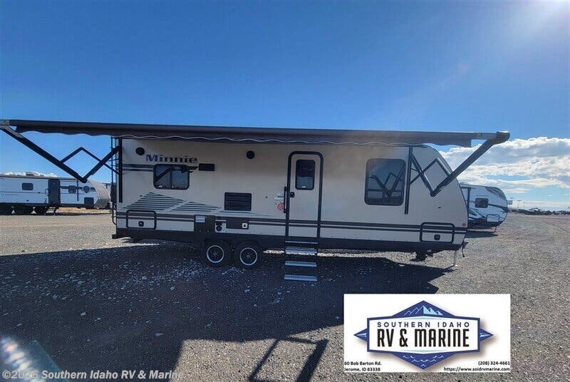 Used 2021  Winnebago Minnie 2500RL by Winnebago from Southern Idaho RV & Marine in Jerome, ID