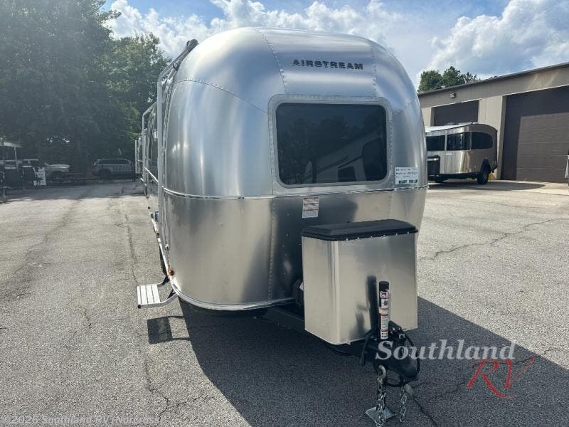 New 2026 Airstream Traveler World  22RB available in Norcross, Georgia