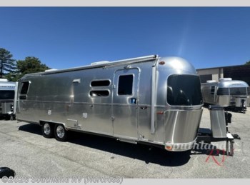 New 2026 Airstream Globetrotter 30RB Queen available in Norcross, Georgia