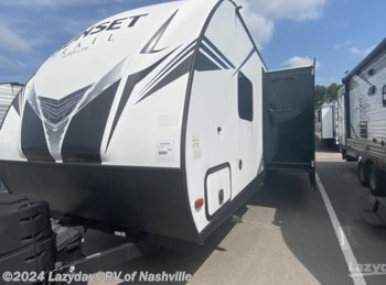 Used 2020 CrossRoads Sunset Trail Super Lite TT 288BH available in Wilmington, Ohio