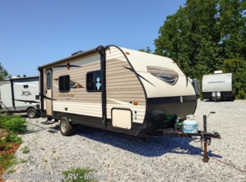Used 2017 Starcraft AR-ONE 18QB available in Inman, South Carolina