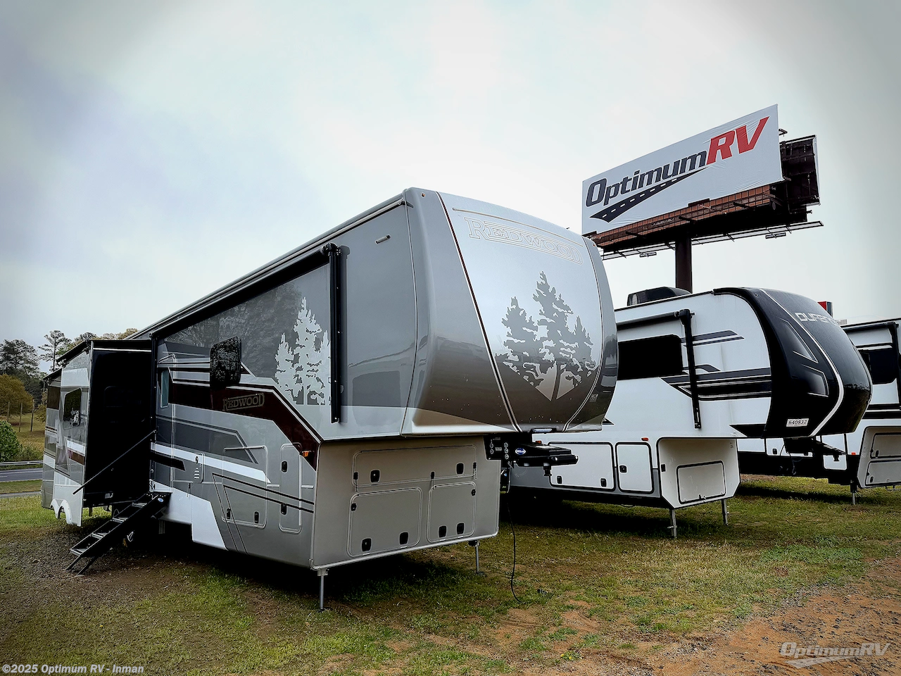 New 2025 Redwood RV Redwood 401LK available in Inman, South Carolina