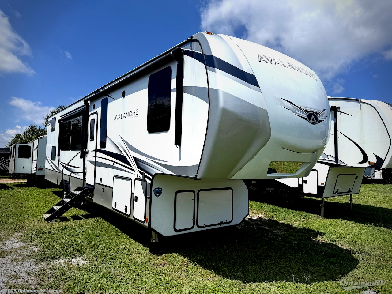 Used 2023 Keystone Avalanche 390DS available in Inman, South Carolina