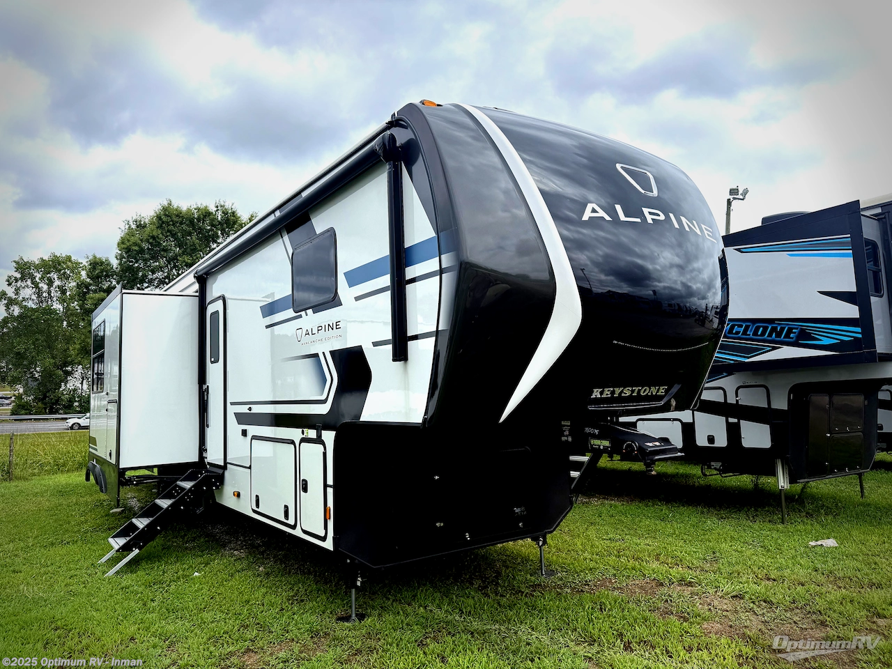 New 2026 Keystone Alpine Avalanche Edition 380LT available in Inman, South Carolina