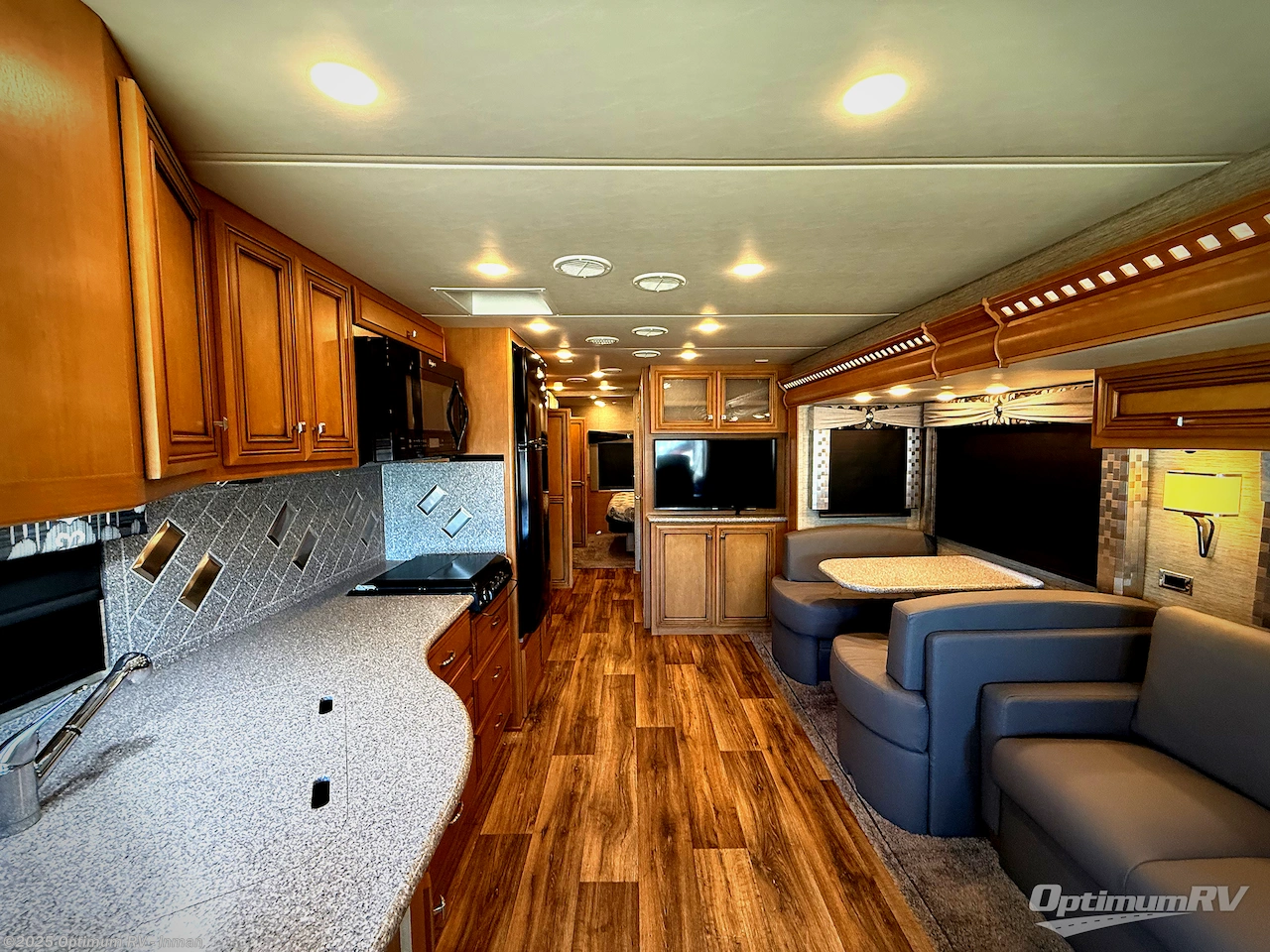 Used 2017 Newmar Bay Star 3306 available in Inman, South Carolina