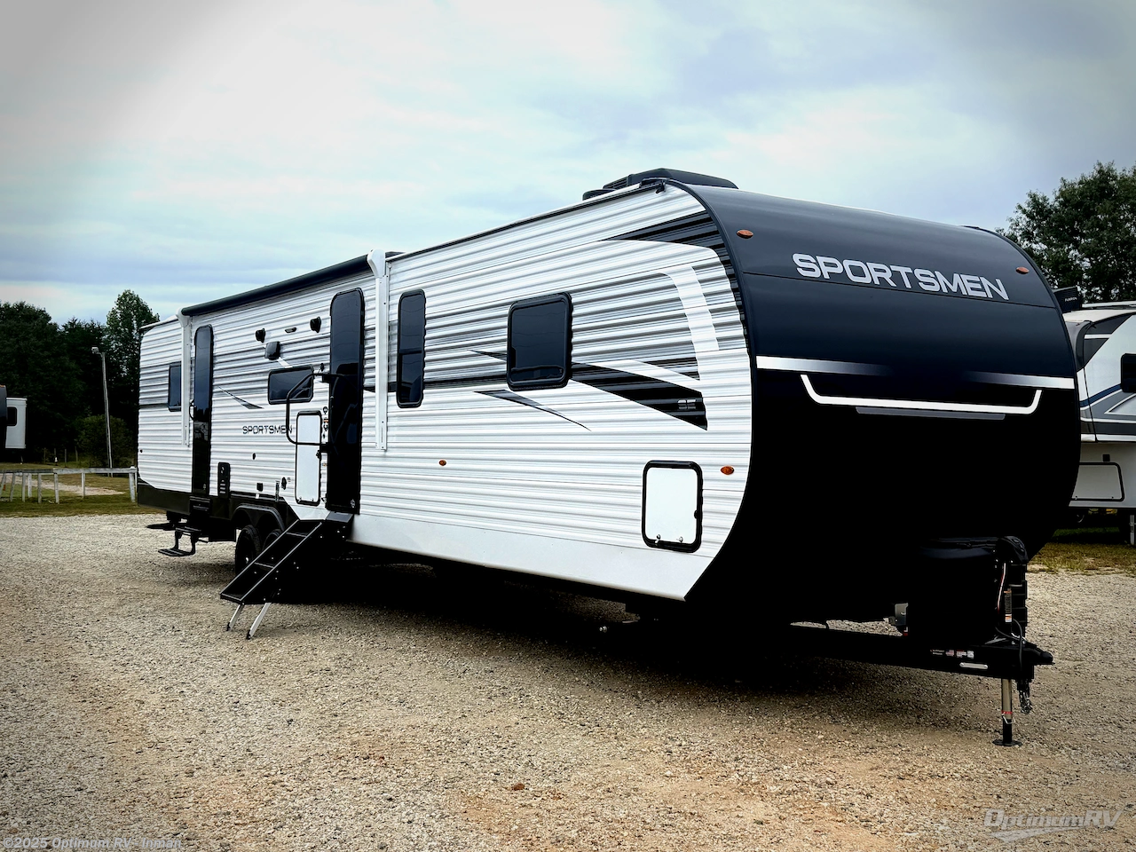 New 2026 K-Z Sportsmen SE 383DBKSE available in Inman, South Carolina