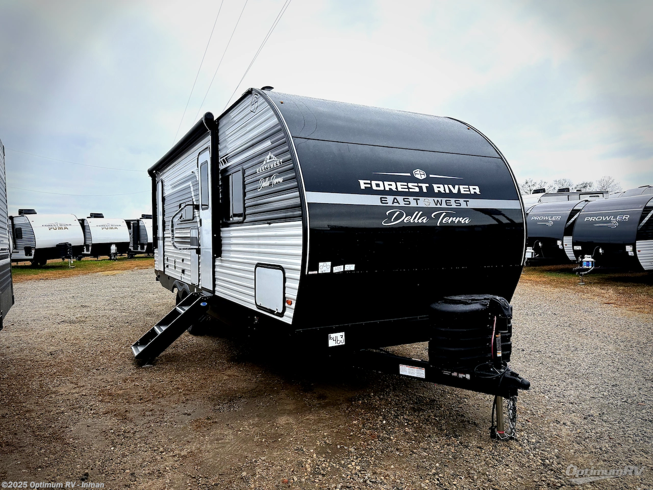 New 2026 East to West Della Terra 241BH available in Inman, South Carolina