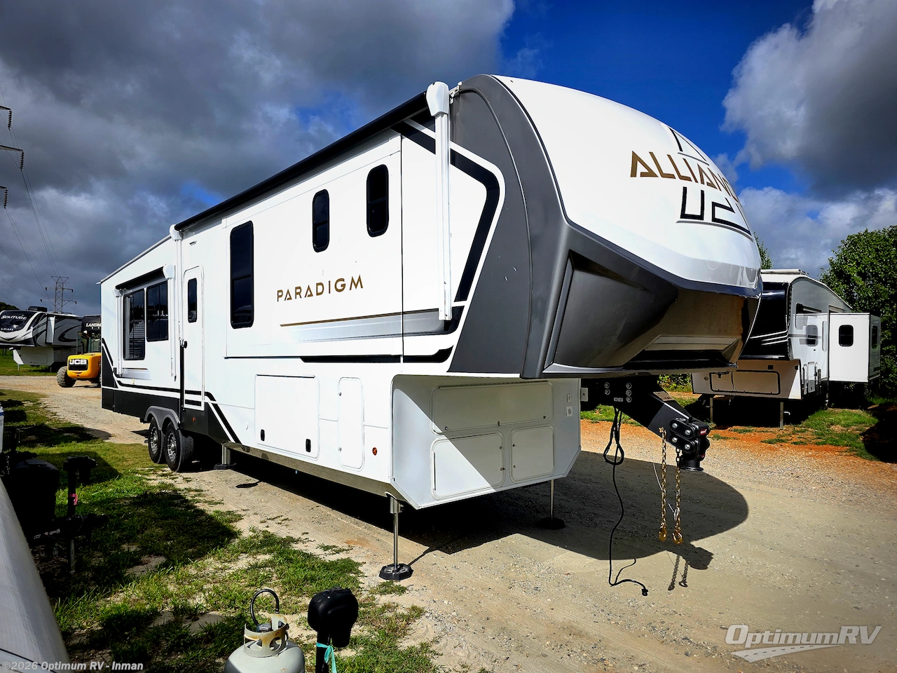 Used 2025 Skyline Alliance Paradigm 382RK available in Inman, South Carolina