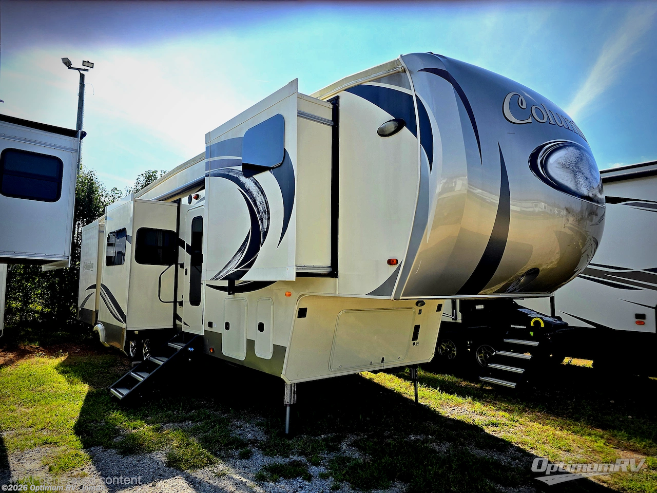 Used 2018 Palomino Columbus F386FK available in Inman, South Carolina