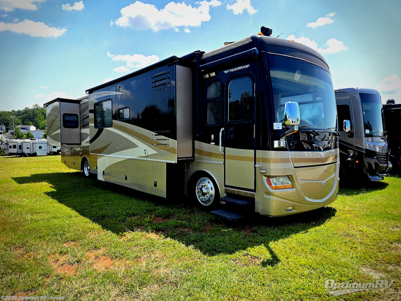 Used 2008 Fleetwood Discovery 40X available in Inman, South Carolina