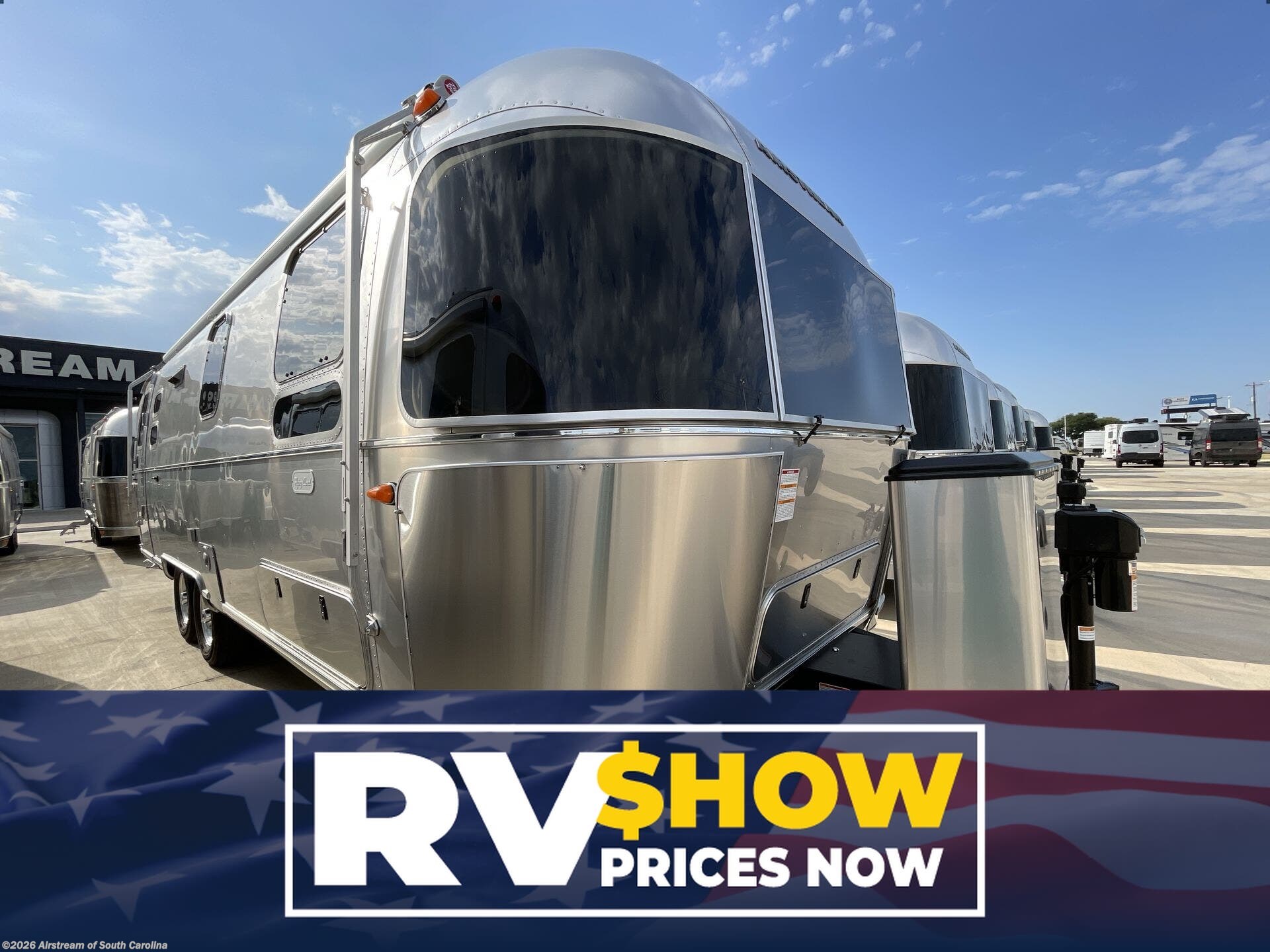 New 2027 Airstream Flying Cloud 27FB Twin available in Lexington, South Carolina