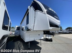 New 2025 Jayco Eagle 321RSTS available in Concord, North Carolina