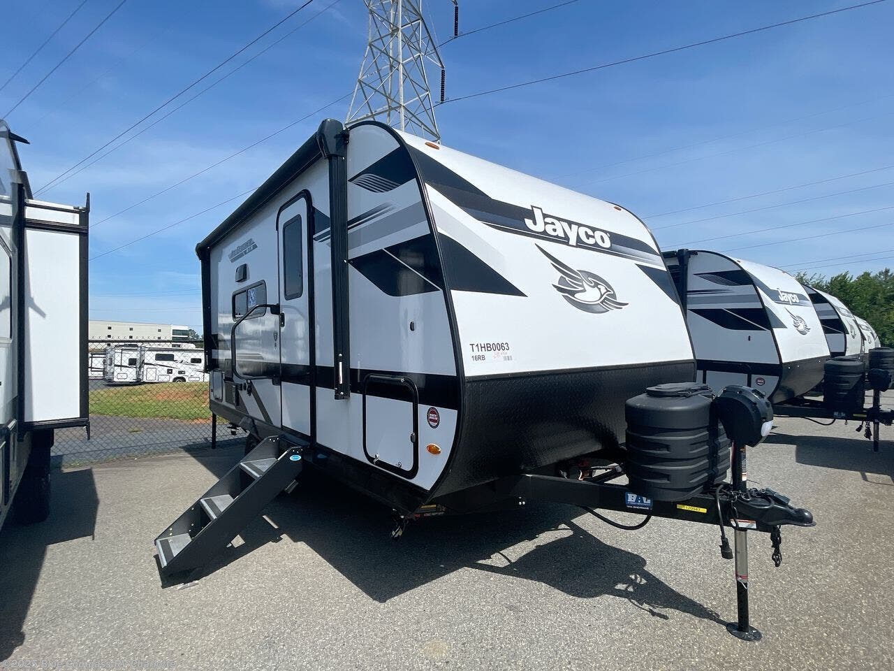 New 2025 Jayco Jay Feather Air 16RB available in Concord, North Carolina