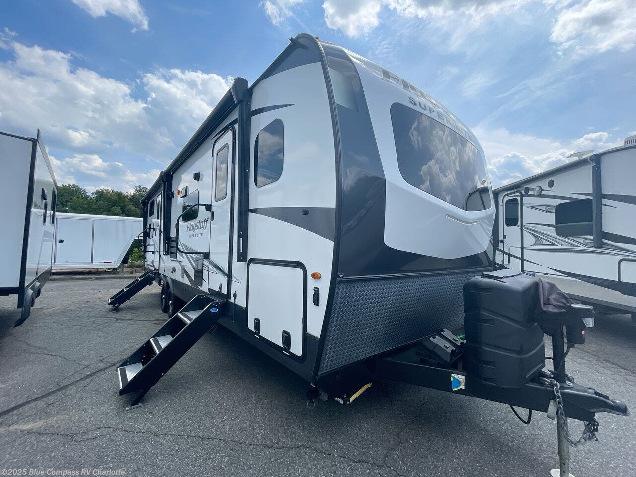 Used 2022 Forest River Flagstaff Super Lite 27BHWS available in Concord, North Carolina