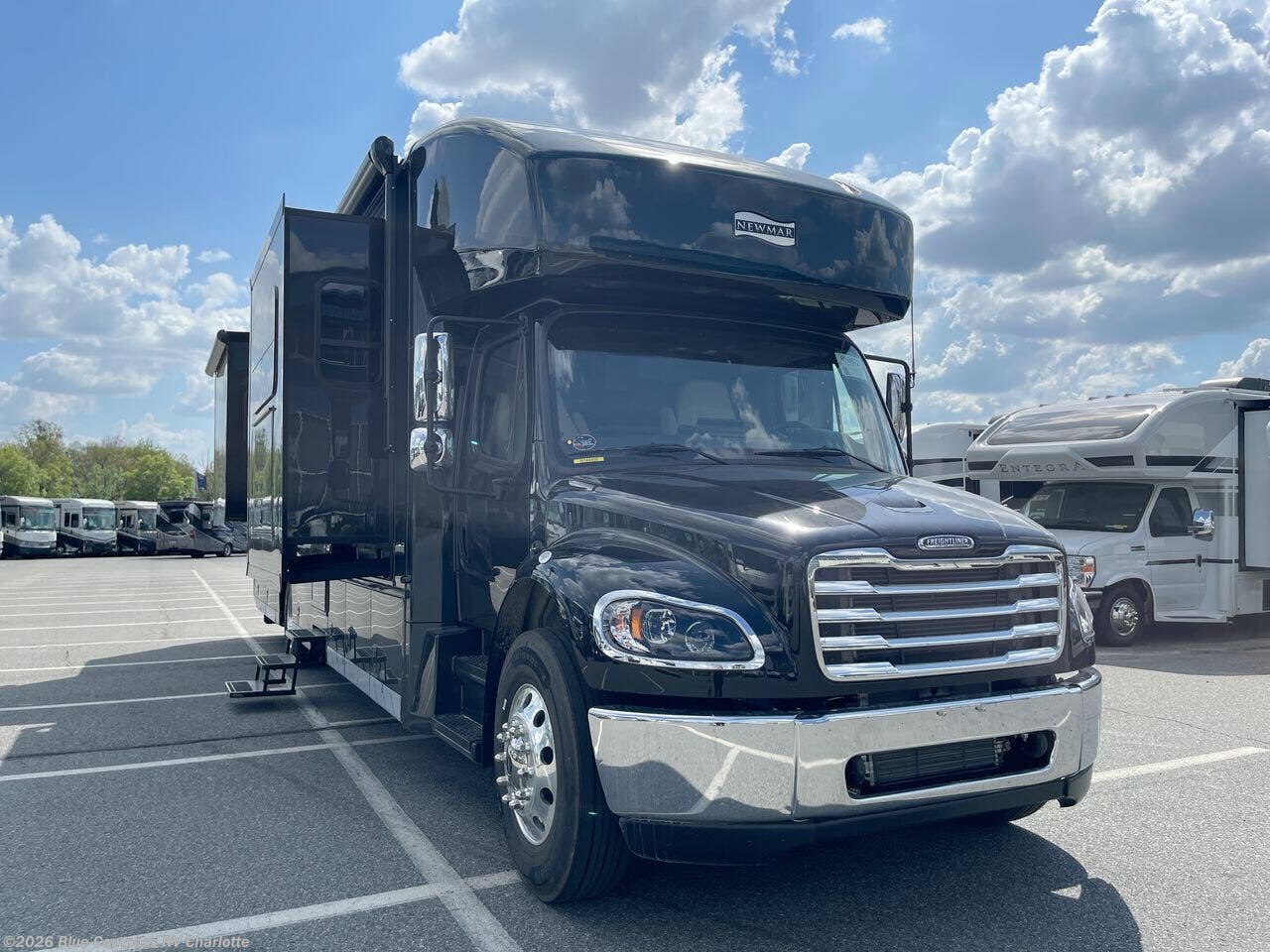 New 2026 Newmar Grand Star 3948 available in Concord, North Carolina