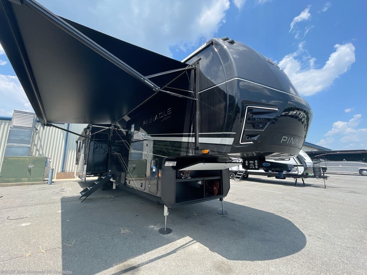 New 2027 Jayco Pinnacle 38FBRK available in Concord, North Carolina