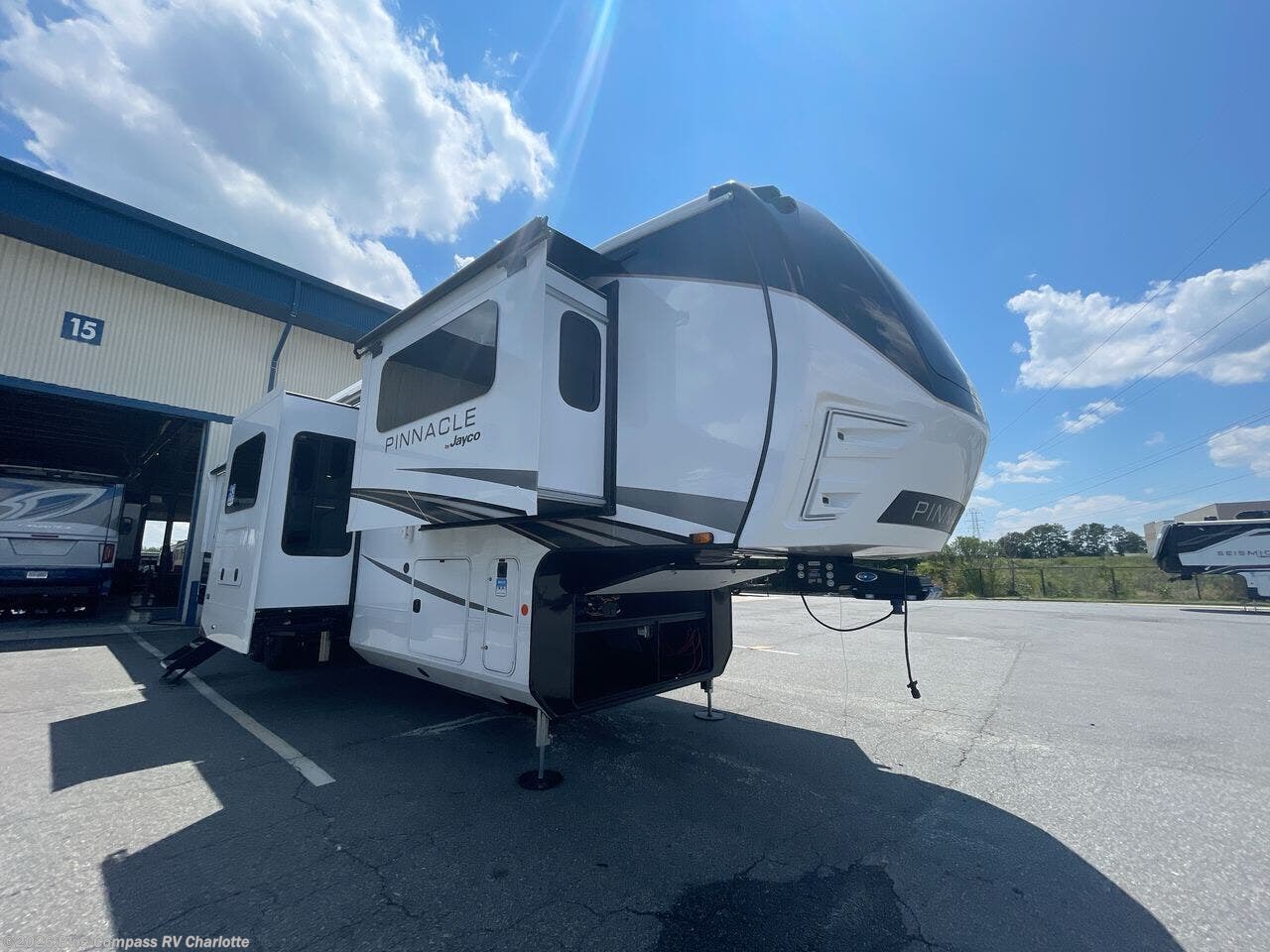 New 2027 Jayco Pinnacle 39FLOK available in Concord, North Carolina