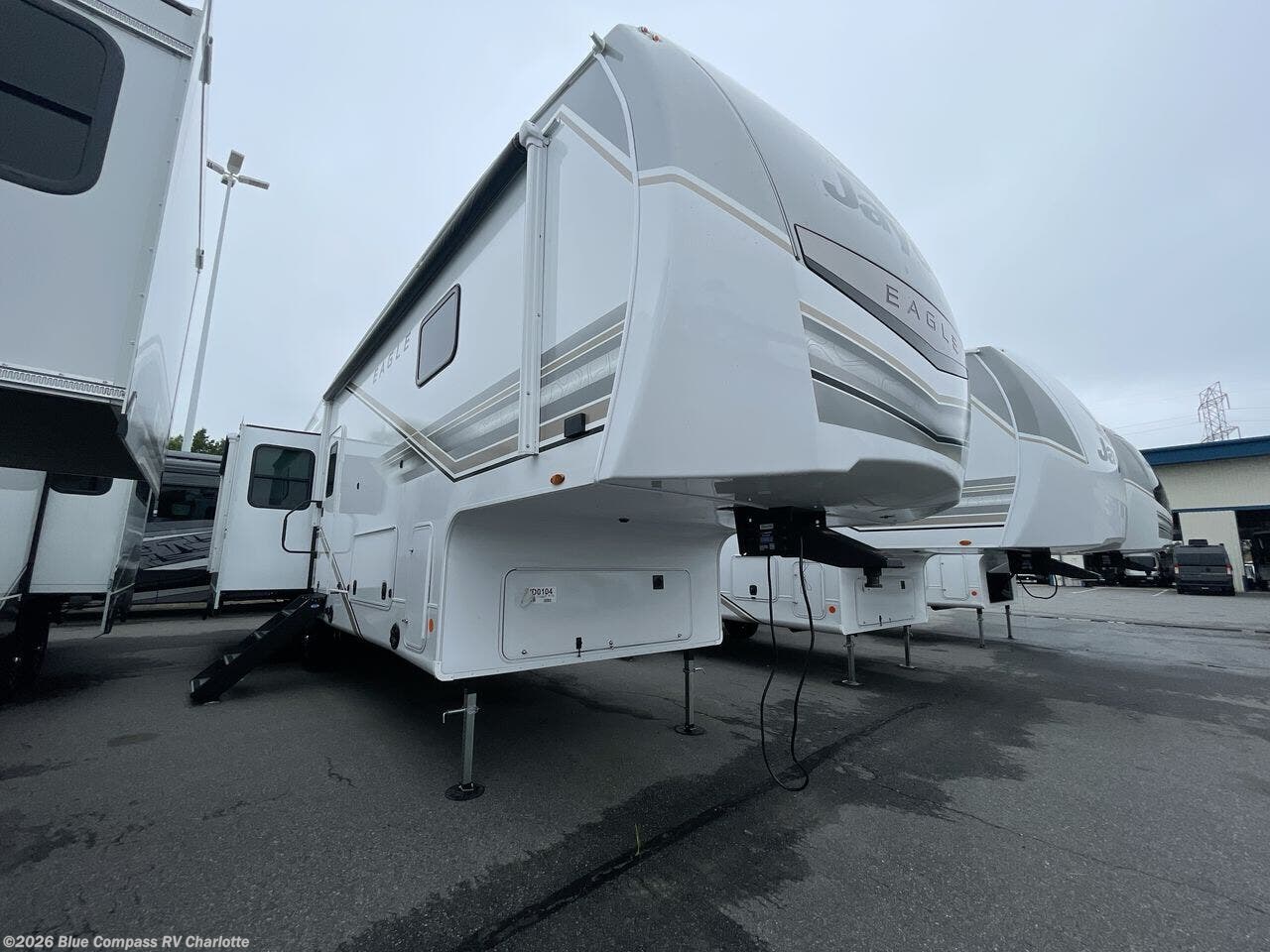 New 2027 Jayco Eagle 321RSTS available in Concord, North Carolina
