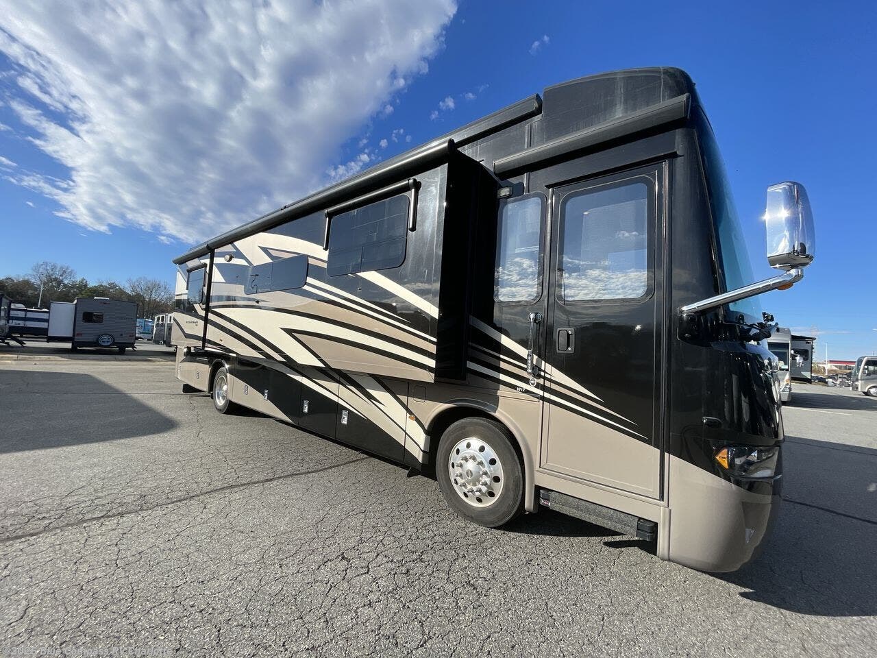 Used 2020 Newmar Ventana 3717 available in Concord, North Carolina