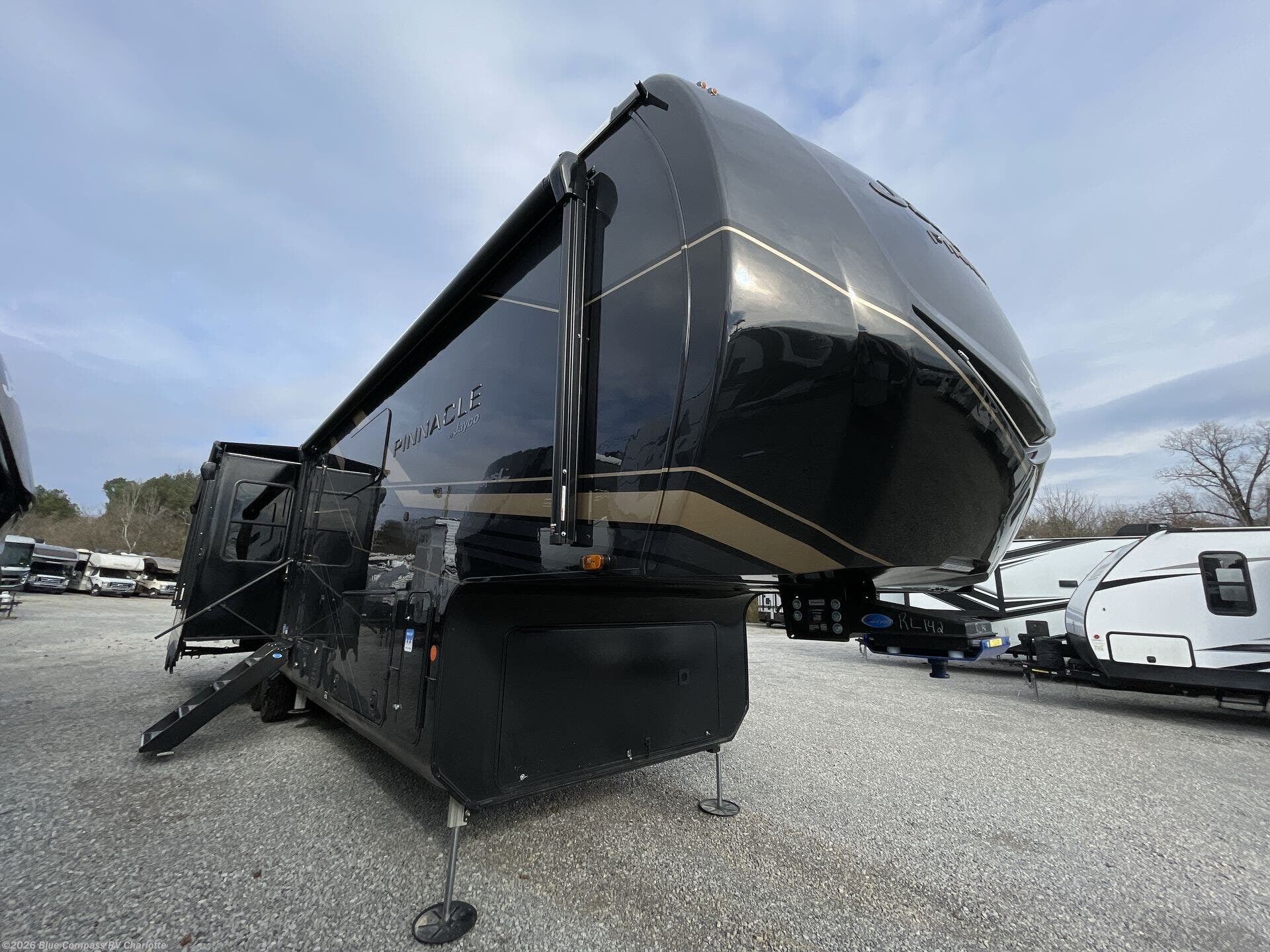 New 2026 Jayco Pinnacle 36FBTS available in Concord, North Carolina