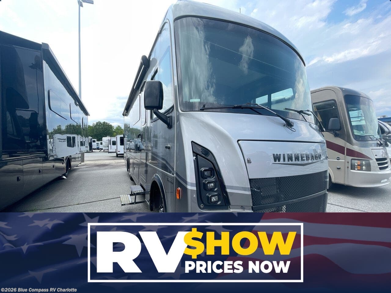 Used 2023  Winnebago Vista 29NP by Winnebago from Blue Compass RV Charlotte in Concord, NC