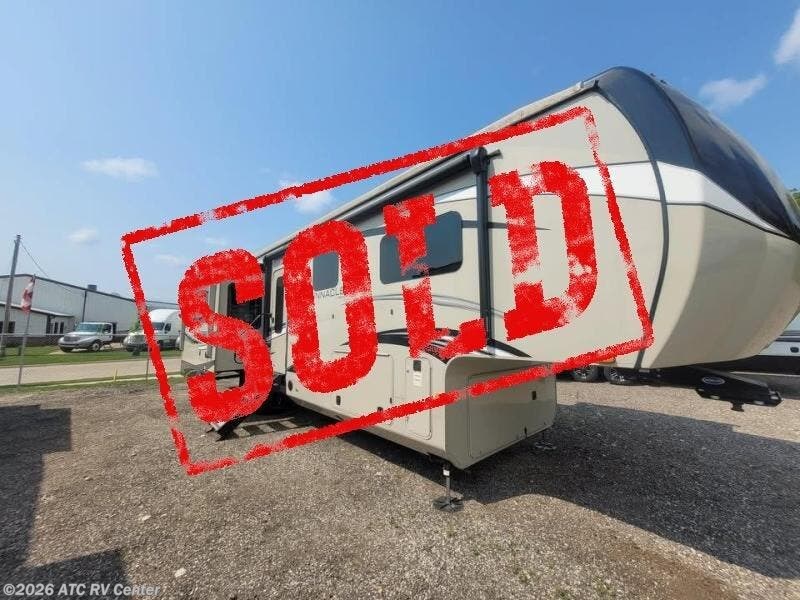 Used 2021 Jayco Pinnacle 36KPTS available in Cedar Rapids, Iowa