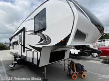 New 2023 Grand Design Reflection 150 Series 298BH available in Woodland, Washington