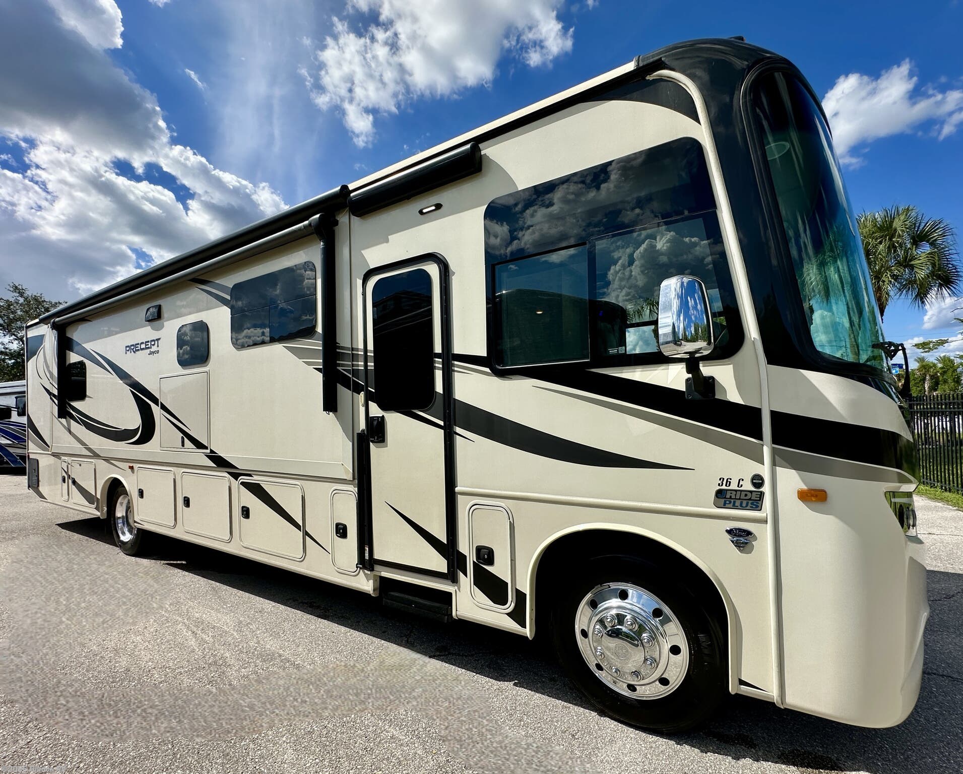 Used 2022 Jayco Precept  available in Fort Myers, Florida