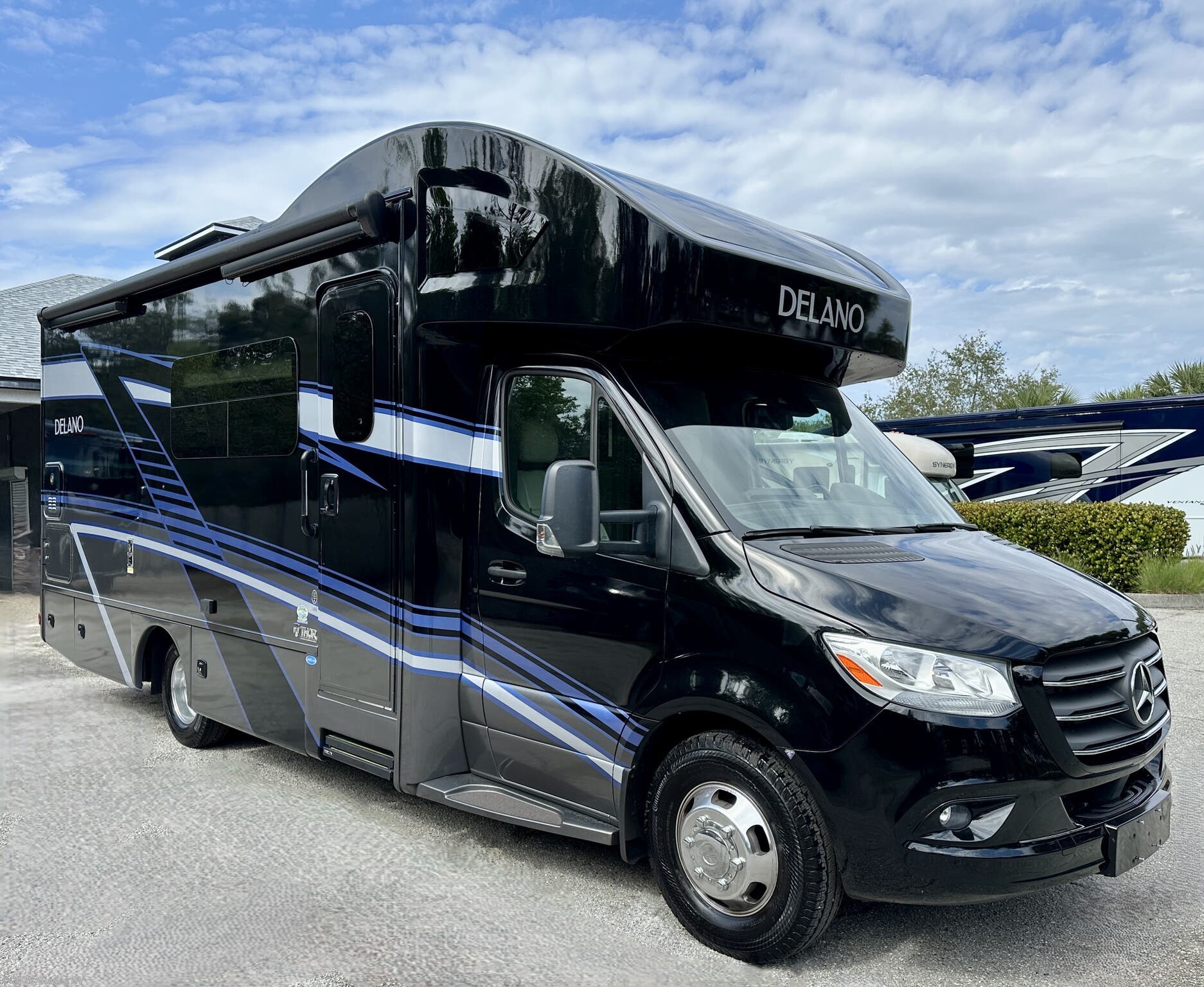 Used 2024  Thor Motor Coach Delano 24FB by Thor Motor Coach from Glades RV in Fort Myers, FL