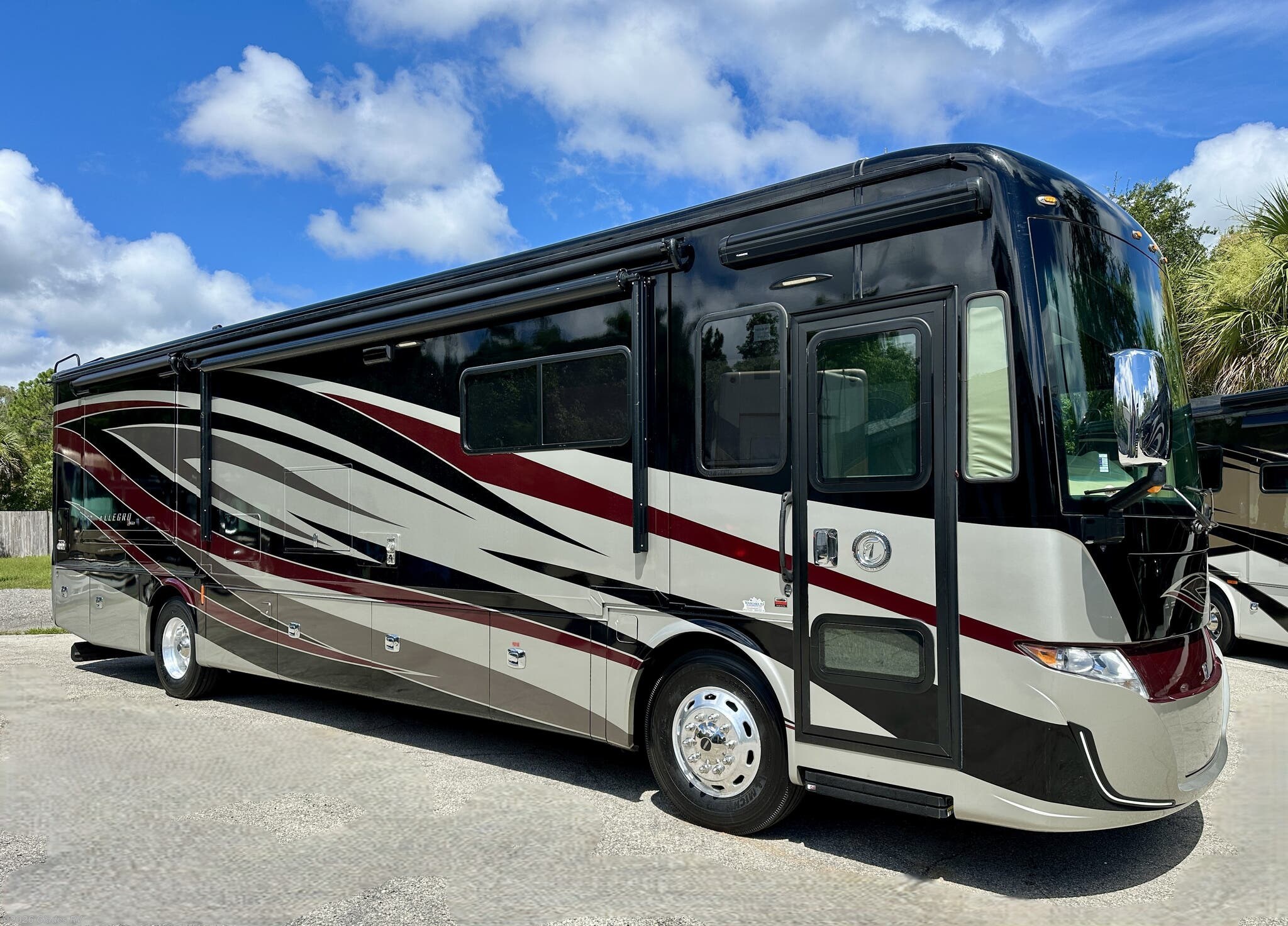 Used 2018 Tiffin Allegro Red 37 PA available in Fort Myers, Florida