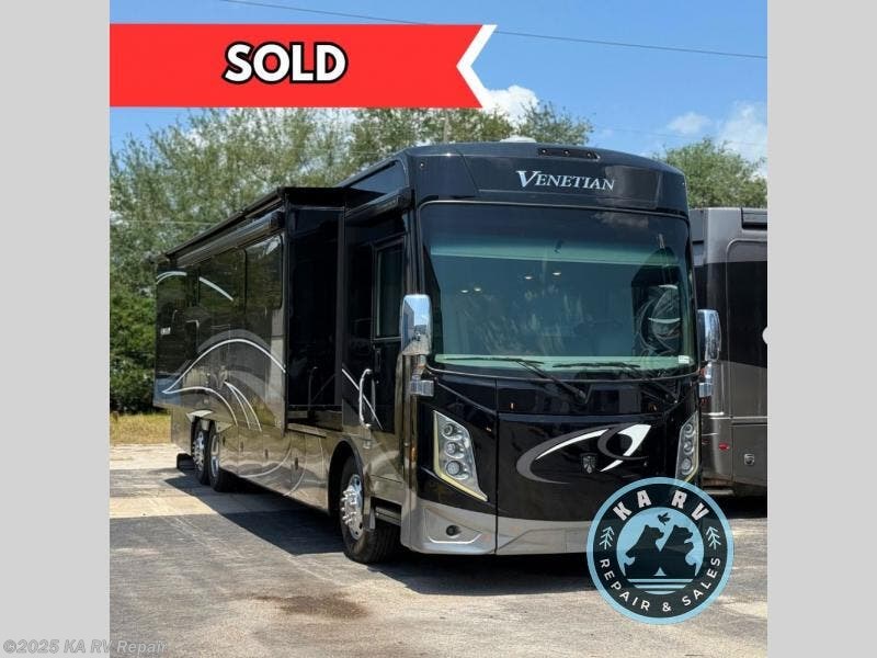 Used 2022 Thor Motor Coach Venetian B42 available in Debary, Florida