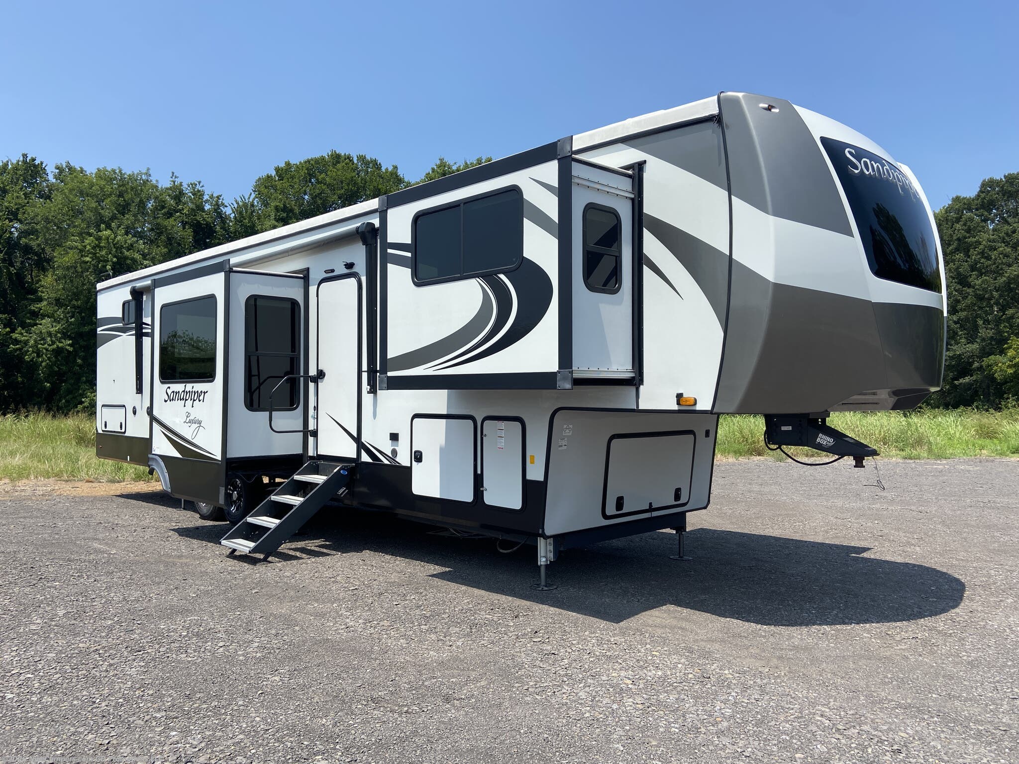 Used 2022 Forest River Sandpiper Luxury 391FLRB available in Russellville, Arkansas