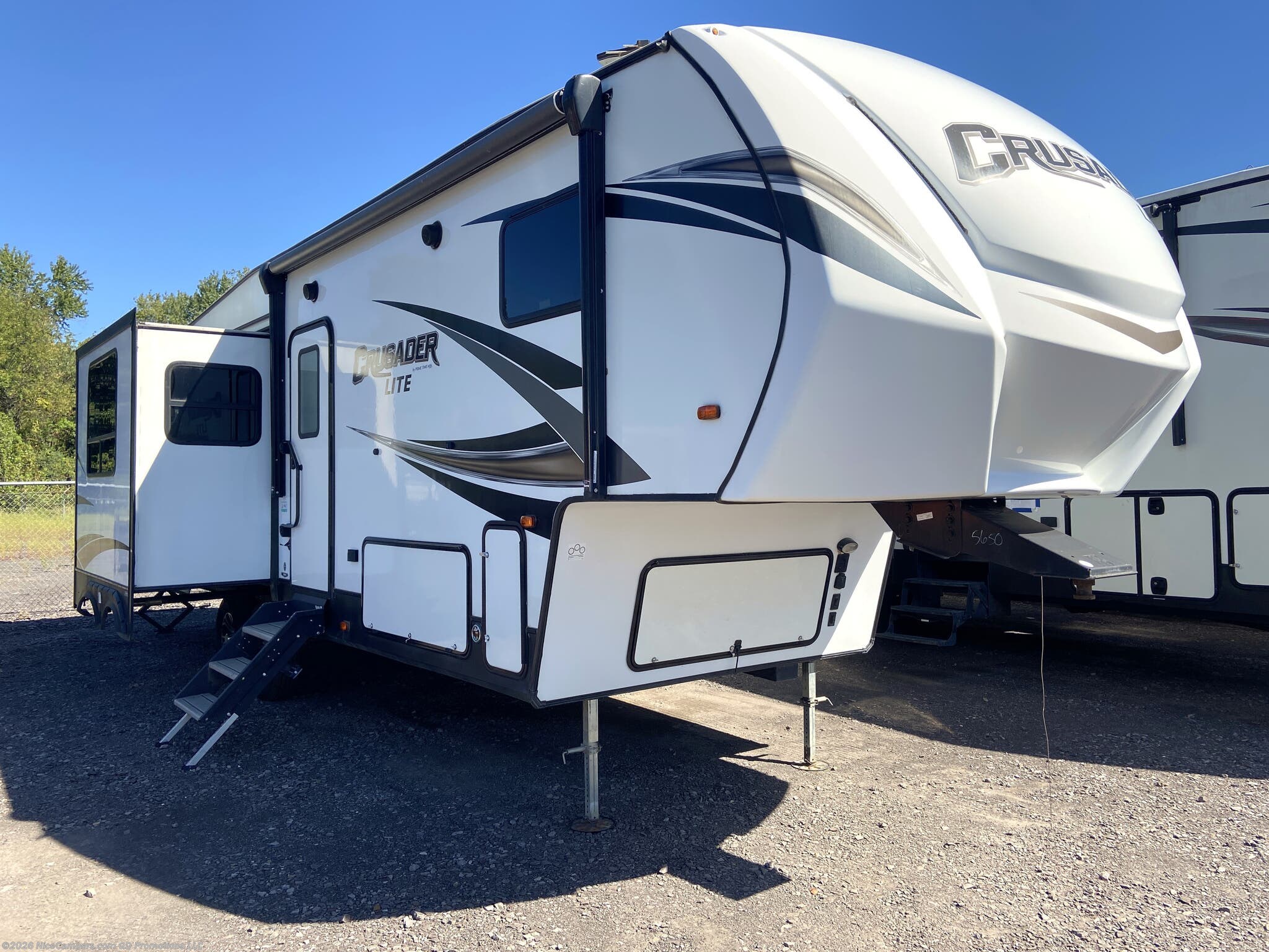 Used 2021 Prime Time Crusader Lite 33BH available in Russellville, Arkansas