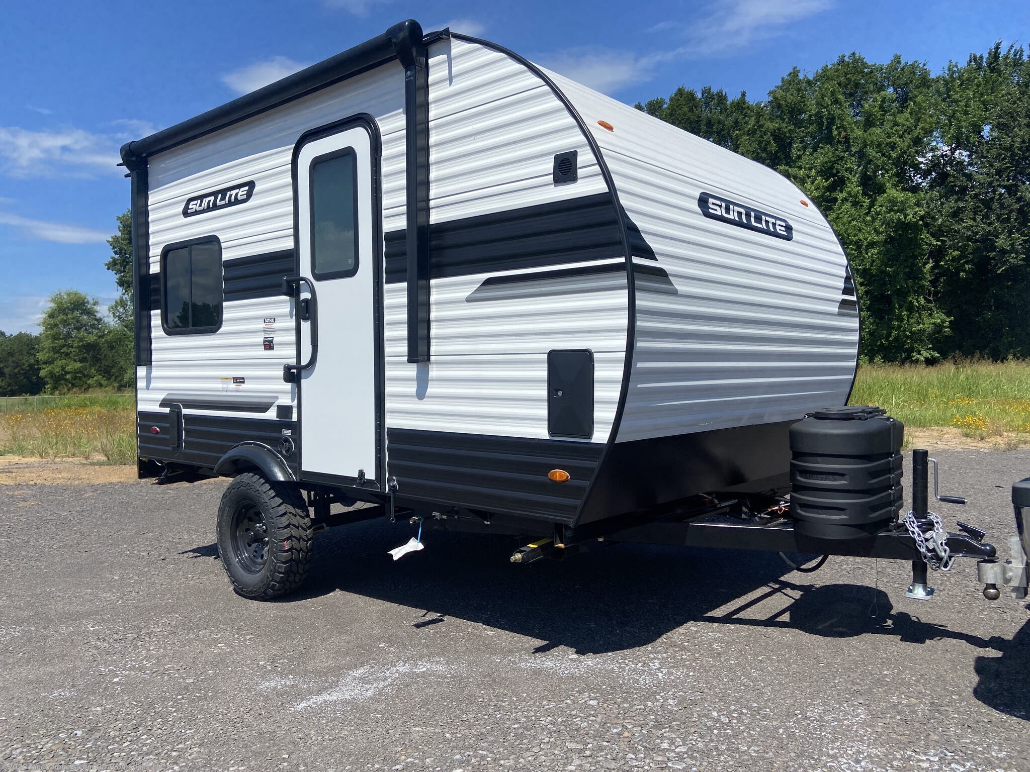New 2027 Sunset Park RV Sun Lite 14THX available in Russellville, Arkansas