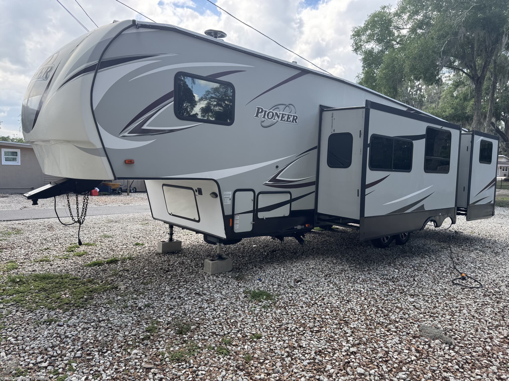 Used 2019 Heartland Pioneer PI 322 available in Longwood, Florida