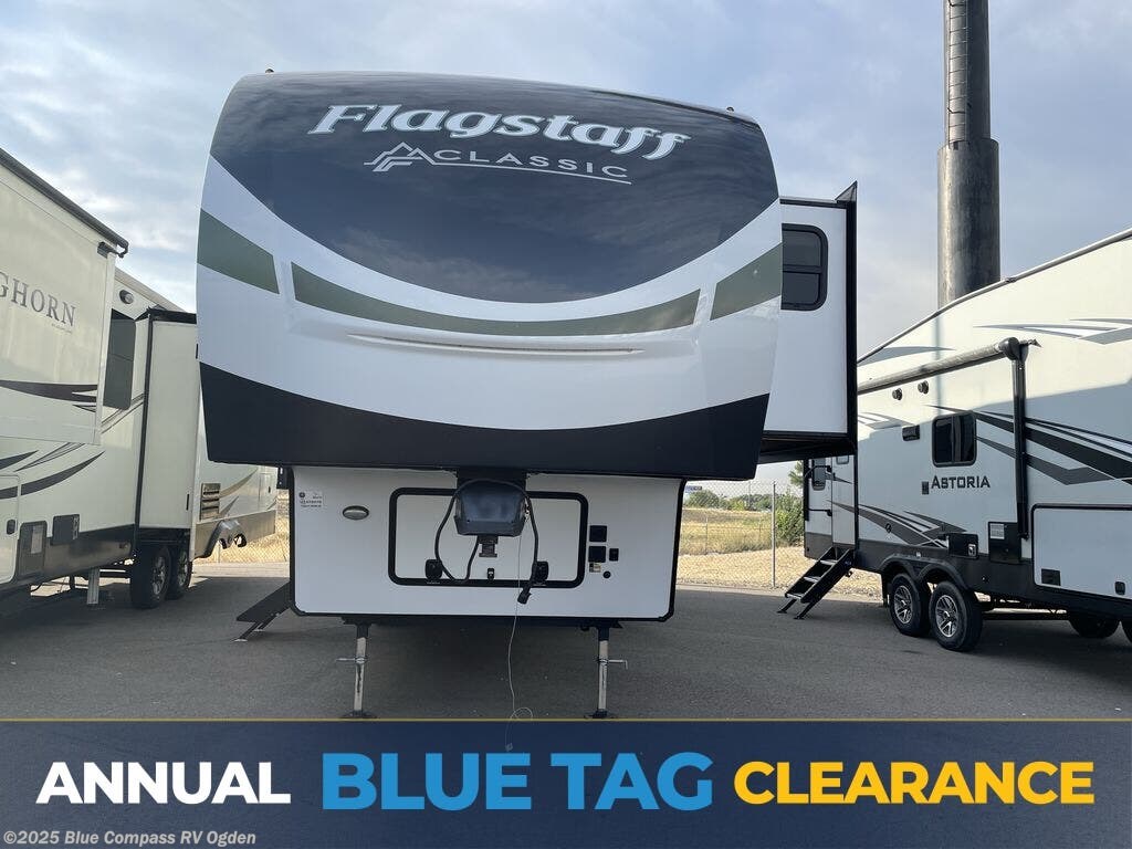 Used 2023 Forest River Flagstaff Classic FLASGSTAFF 529rlbs  Fw available in Marriott-Slaterville, Utah