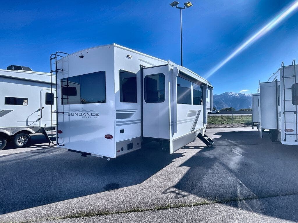 New 2026 Heartland Sundance 32RLBS available in Marriott-Slaterville, Utah