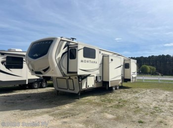 Used 2018 Keystone Montana 3731fl available in Sunset Beach, North Carolina