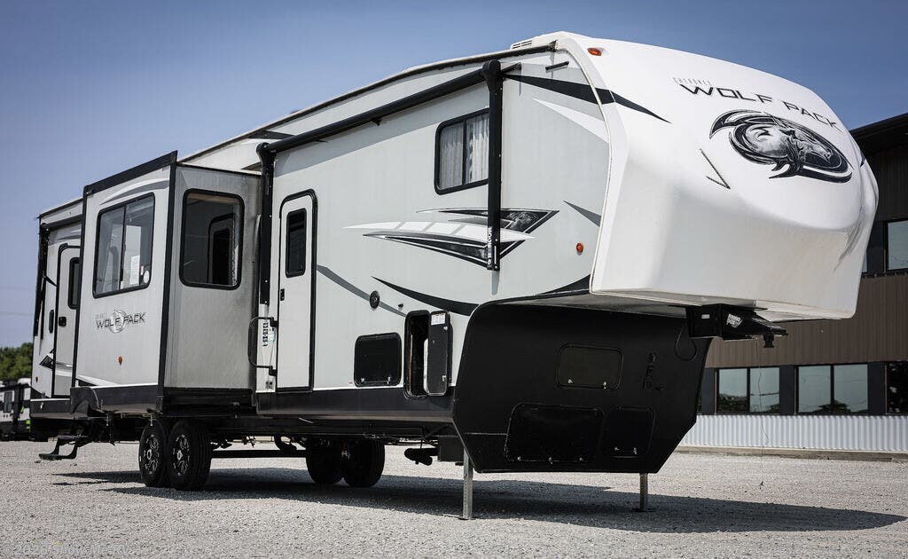 Used 2021  Forest River Cherokee Wolf Pack 325PACK13 by Forest River from Show Me RV in Clinton, MO
