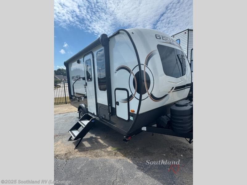 Used 2024 Forest River Rockwood Geo Pro G15FBS available in Lagrange, Georgia