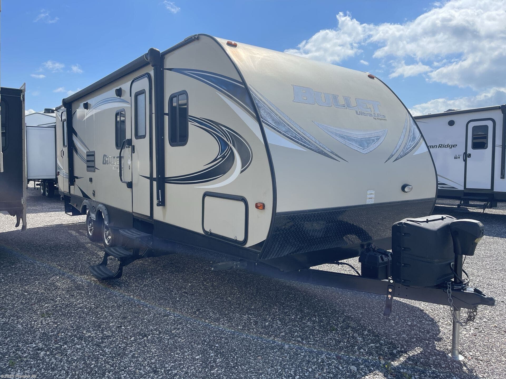 Used 2017 Keystone Bullet East 272BHS available in Blue Grass, Iowa