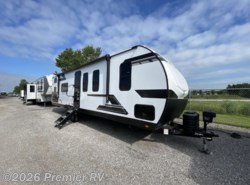 New 2025 Venture RV Stratus SR302VBH available in Blue Grass, Iowa